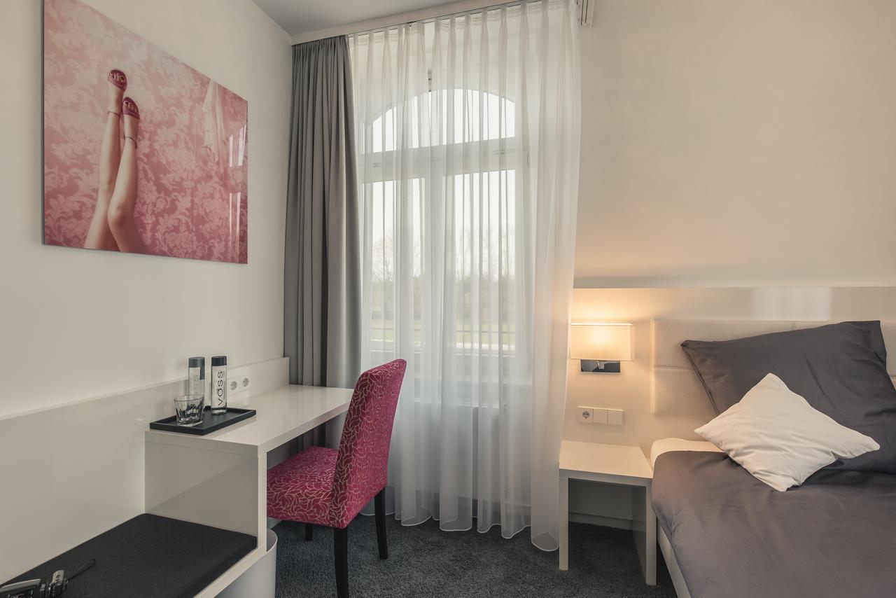 Bed and Breakfast Bahnlounge 1907 Нойенштадт-ам-Кохер Экстерьер фото